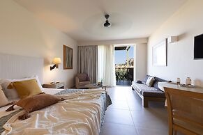 Giannoulis – Santa Marina Beach