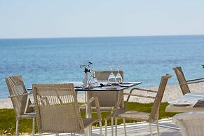 Giannoulis – Grand Bay Beach Resort - Adults Only