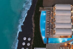 Giannoulis – Grand Bay Beach Resort - Adults Only