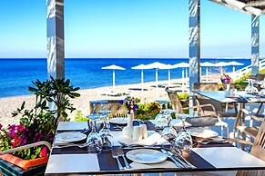 Giannoulis – Grand Bay Beach Resort - Adults Only