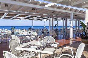 Giannoulis – Grand Bay Beach Resort - Adults Only