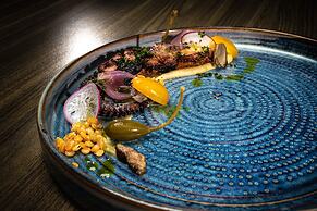 Giannoulis – Grand Bay Beach Resort - Adults Only