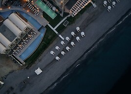 Giannoulis – Grand Bay Beach Resort - Adults Only