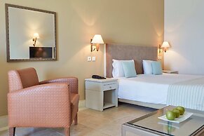 Giannoulis – Grand Bay Beach Resort - Adults Only