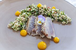 Giannoulis – Grand Bay Beach Resort - Adults Only