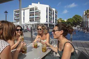 Pins Platja Apartments