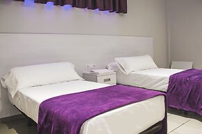 Pins Platja Apartments