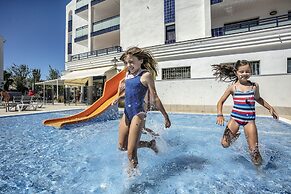 Pins Platja Apartments