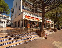 Pins Platja Apartments