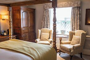 Red Lion Hotel, Hillingdon