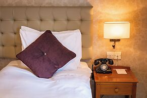 Red Lion Hotel, Hillingdon
