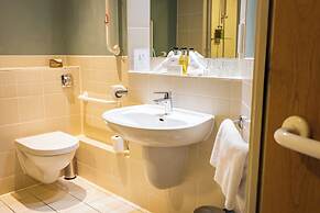 Red Lion Hotel, Hillingdon