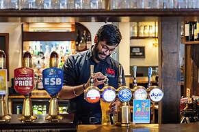 Red Lion Hotel, Hillingdon