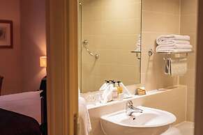 Red Lion Hotel, Hillingdon