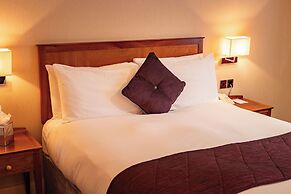 Red Lion Hotel, Hillingdon