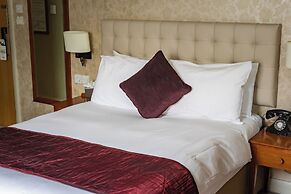 Red Lion Hotel, Hillingdon