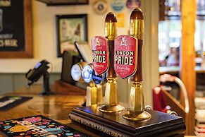 Red Lion Hotel, Hillingdon