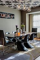 Renaissance Las Vegas Hotel