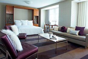 Renaissance Las Vegas Hotel