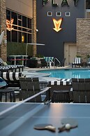 Renaissance Las Vegas Hotel