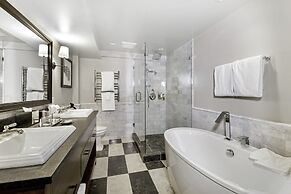 The Landing Resort & Spa