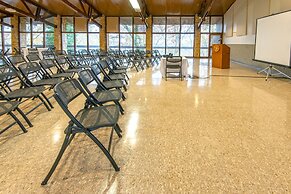 Lake Cumberland State Resort Park