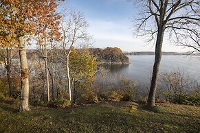 Lake Cumberland State Resort Park