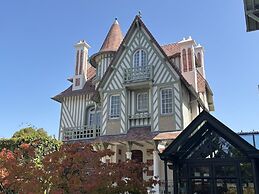 Villa Augeval Hôtel & Spa