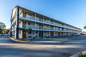 Studio 6 Savannah, GA