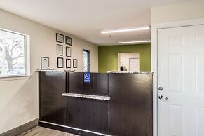 Studio 6 Savannah, GA