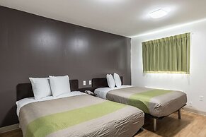 Studio 6 Savannah, GA