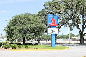 Studio 6 Savannah, GA