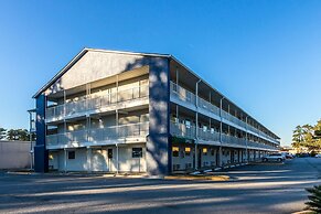 Studio 6 Savannah, GA