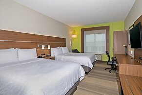 Holiday Inn Express Hotel & Suites Woodbridge by IHG