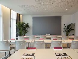 Mercure Avignon Gare TGV