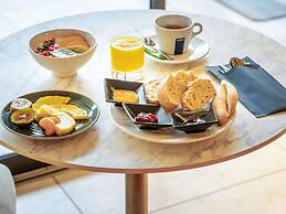 Mercure Avignon TGV Hotel et Spa