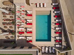 Mercure Avignon TGV Hotel et Spa