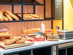 Mercure Avignon TGV Hotel et Spa
