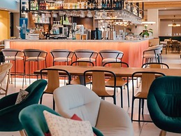 Mercure Avignon TGV Hotel et Spa