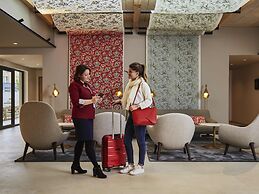 Mercure Avignon TGV Hotel et Spa