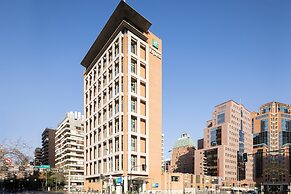 Holiday Inn Express Santiago Las Condes, an IHG Hotel