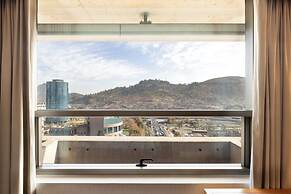 Holiday Inn Express Santiago Las Condes by IHG