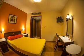 Hotel Chris
