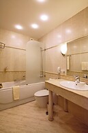 Grand Hotel London