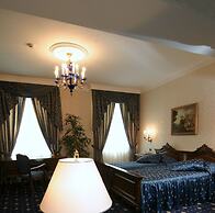 Grand Hotel London