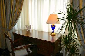 Grand Hotel London