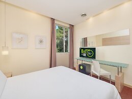 B&B HOTEL CALENZANO FIRST