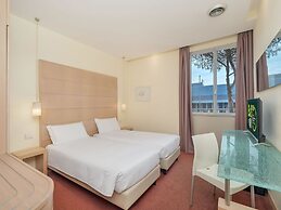 B&B HOTEL CALENZANO FIRST