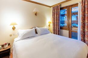 Hotel Alaska Cortina