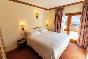 Hotel Alaska Cortina